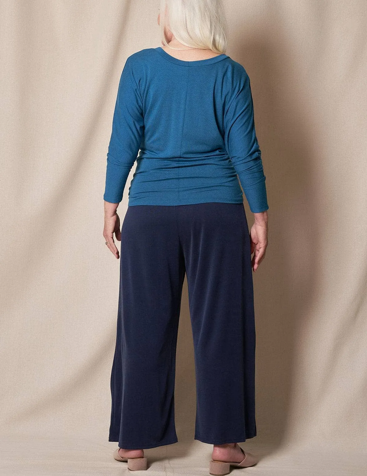 Eva Flowy Pants - Navy