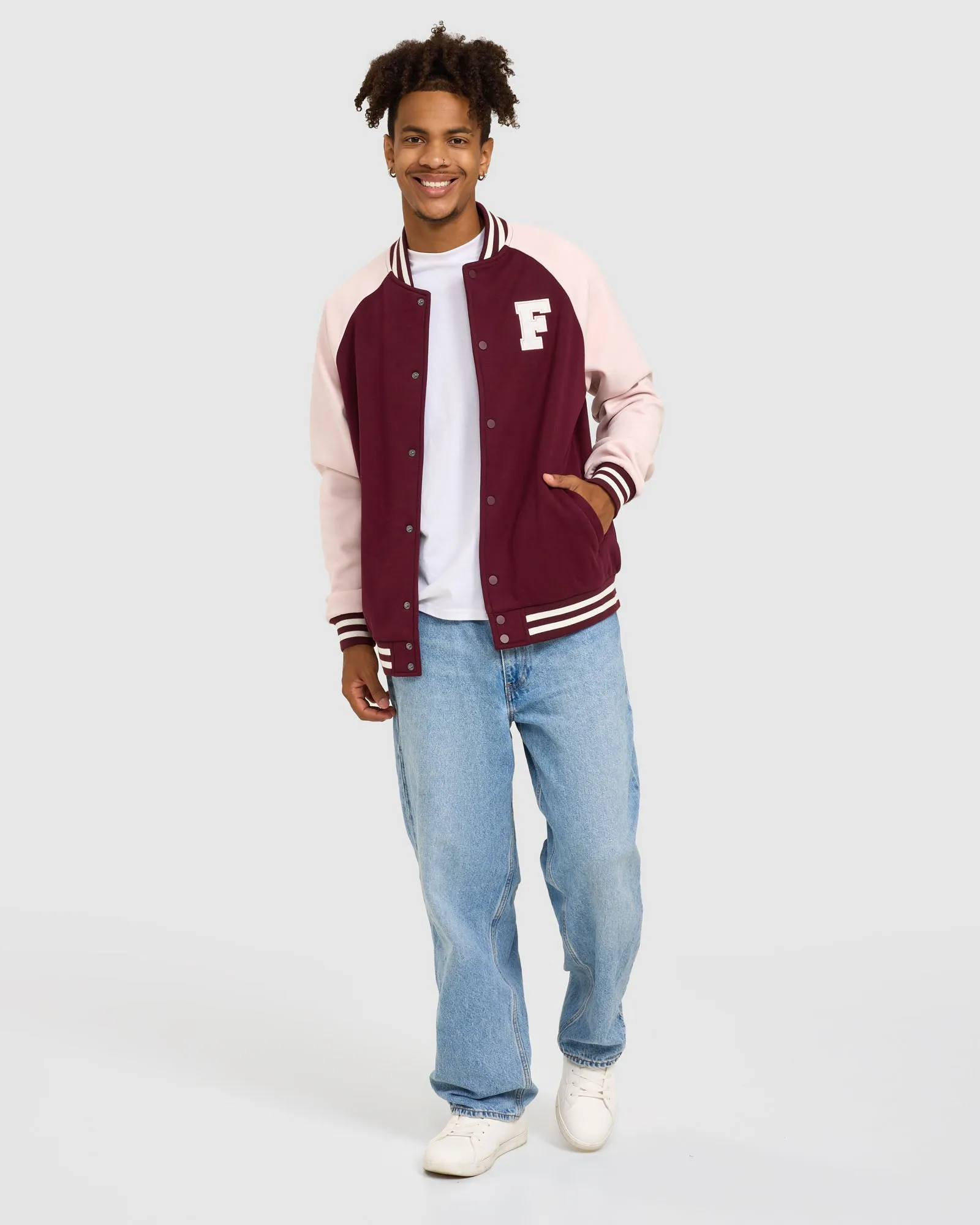 Trendy Unisex Varsity Jacket with Cozy Fleece Lining and Stylish Contrast Sleeves