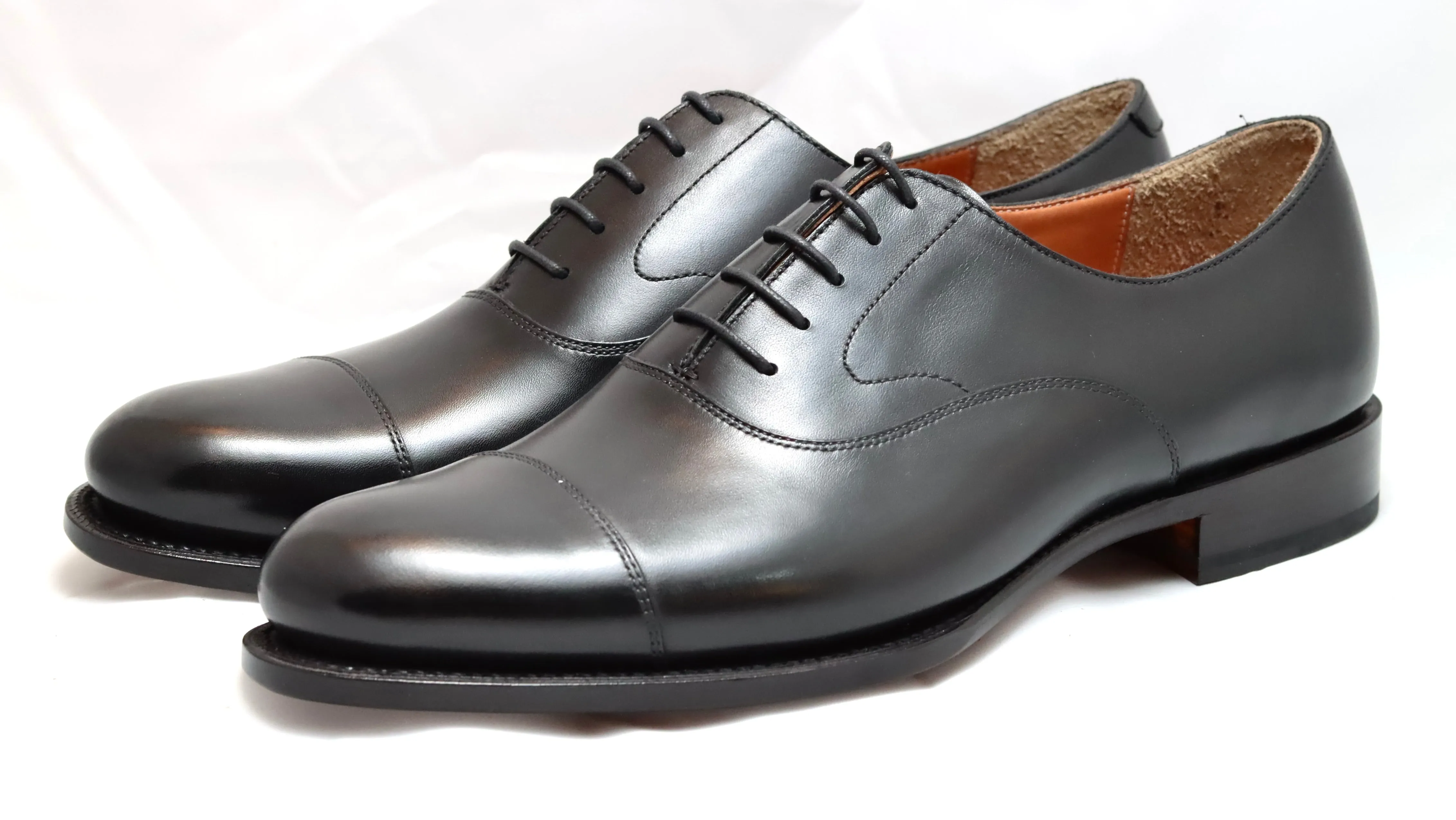 Oxford toecap |  Black  | Calf | wide fit